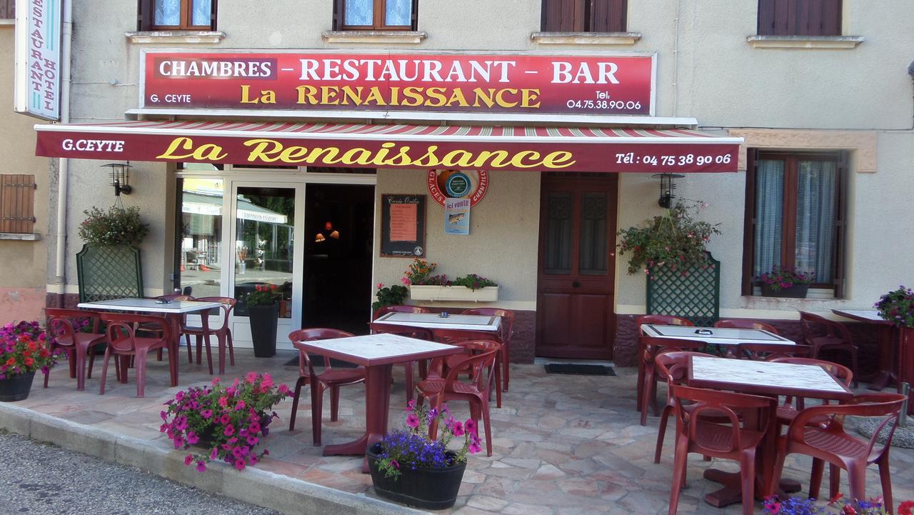 Hotel Restaurant La Renaissance Saint-Cirgues-en-Montagne 외부 사진